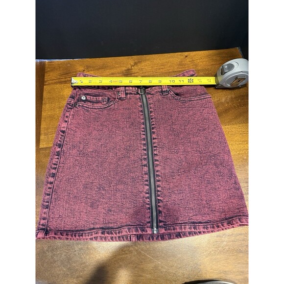 Hot Topic Red Wash Zip  Skirt  Size XS - Picture 8 of 8